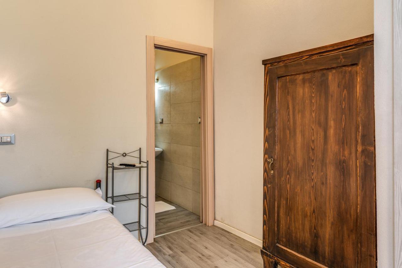 Agriturismo Pozzo Fiorito คาสติญโญเน เดลเล สติเวียเร ภายนอก รูปภาพ
